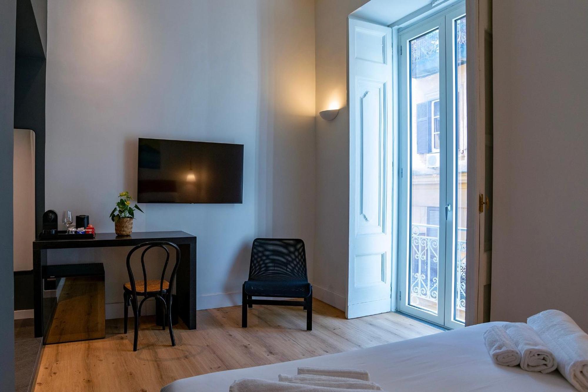 Rolando Domus Bed & Breakfast *